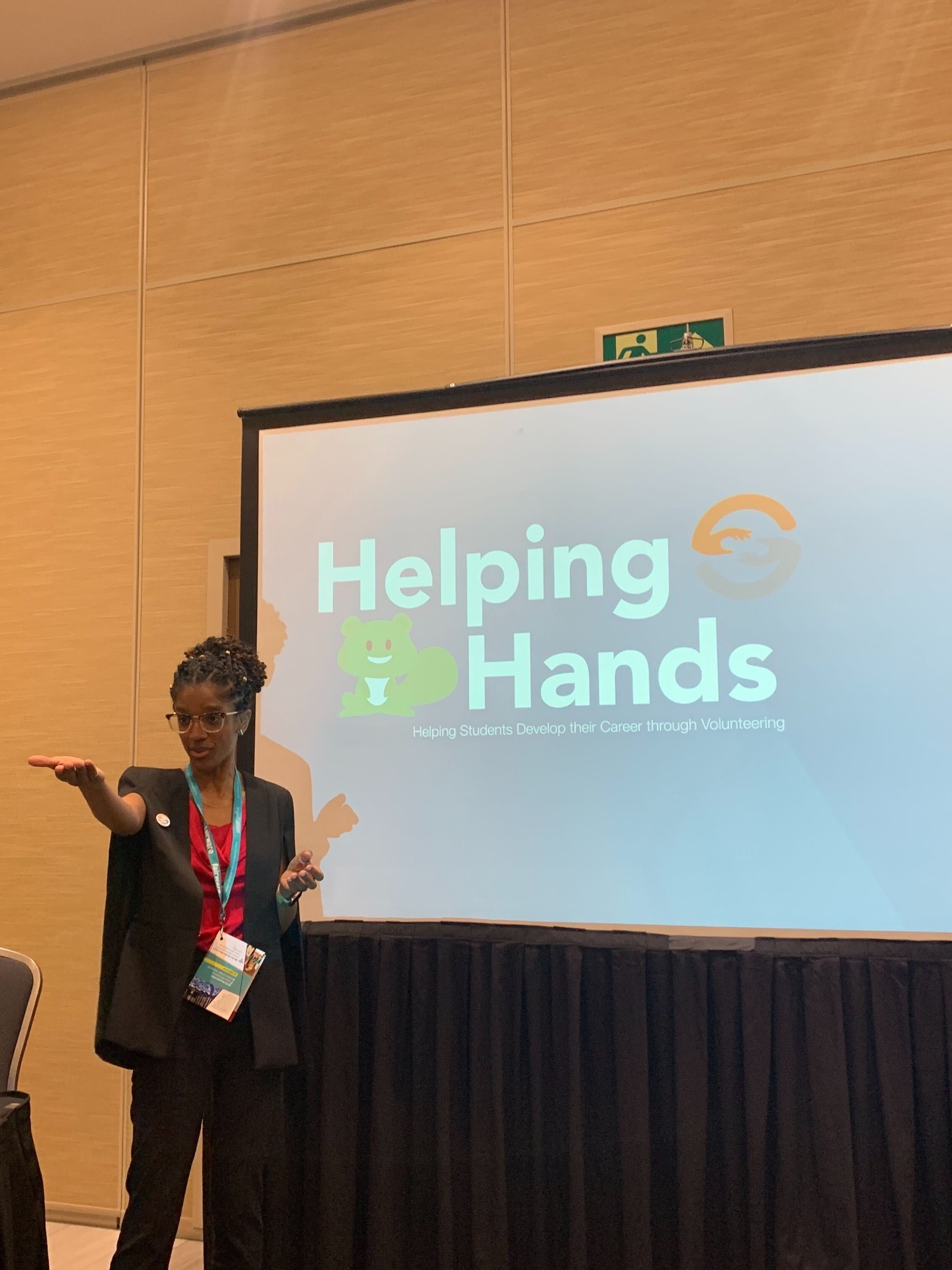 Janelle Hinds presenting at a workshop